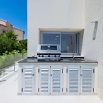 Iris By Interhome Villa